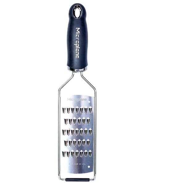 Gourmet rivjärn för rivna morötter - Microplane 31.5 Svart