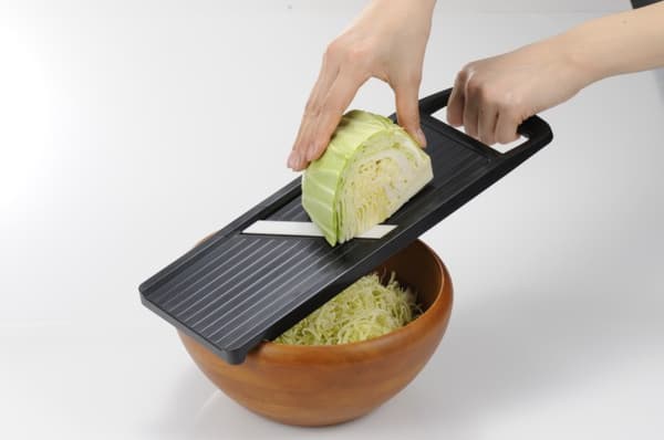 KYO-Universal slicer Musta