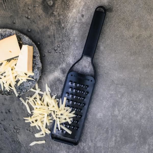 Microplane Riven Med Stora Korn med blad i rostfritt stål