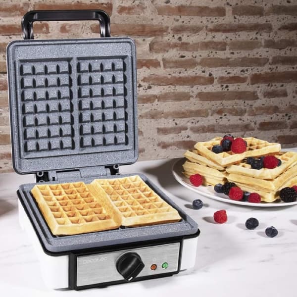 Cecotec Electric waffle maker for 2 waffles, 1200 W and RockStone coating.