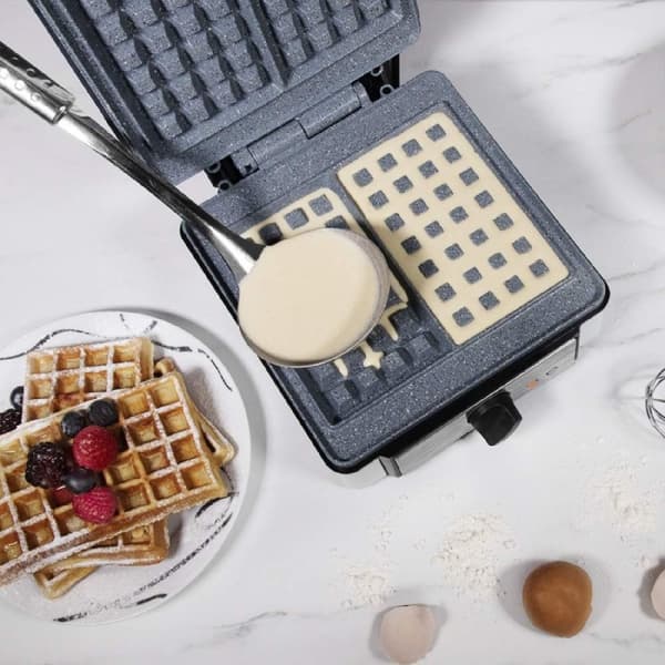 Cecotec Electric waffle maker for 2 waffles, 1200 W and RockStone coating.