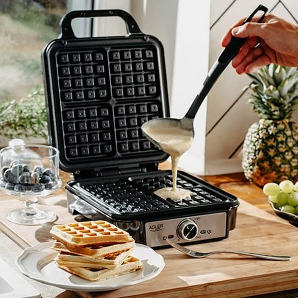 Vaffel Jern Adler AD 3083 Sort Sølvfarvet 1800 W