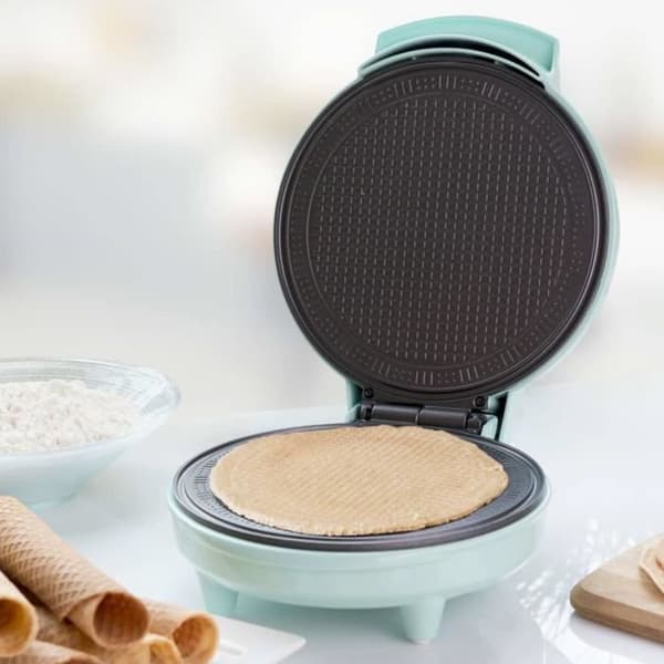 BESTRON AWCM700 - Cone Maker, med kon, non-stick belagd croissantjärn, 700 Watt - Mintgrön
