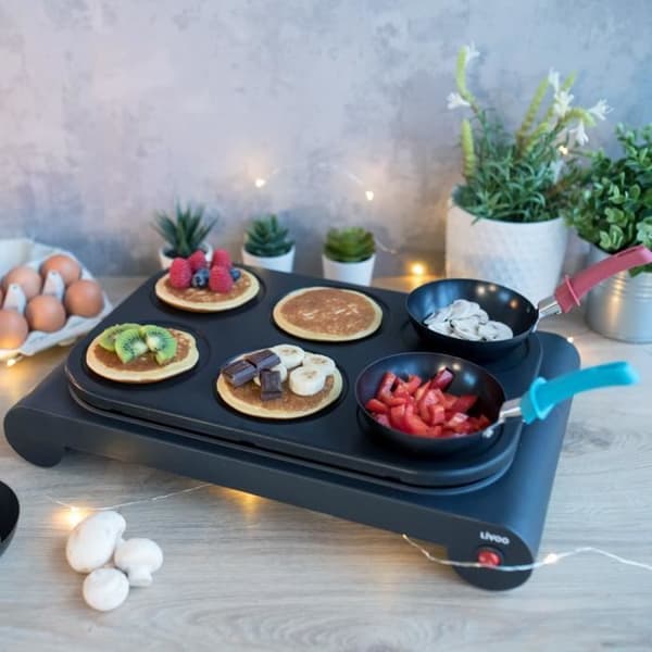 Elektrisk crepe maker - LIVOO - DOM200 - 6 personer - Non-stick - Svart