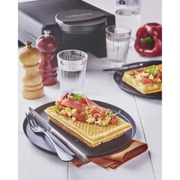 LAGRANGE Tarti' våffelbryggare med croque-monsieur tallrikar + minivåfflor - 1070W - Svart