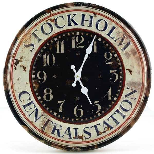 Väggur klocka i retrostil metall Stockholms Centralstation