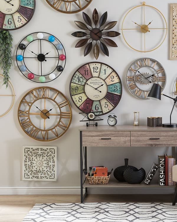 Veggklokke Gull Jernramme 61 cm Klassisk Design Romertall Rund