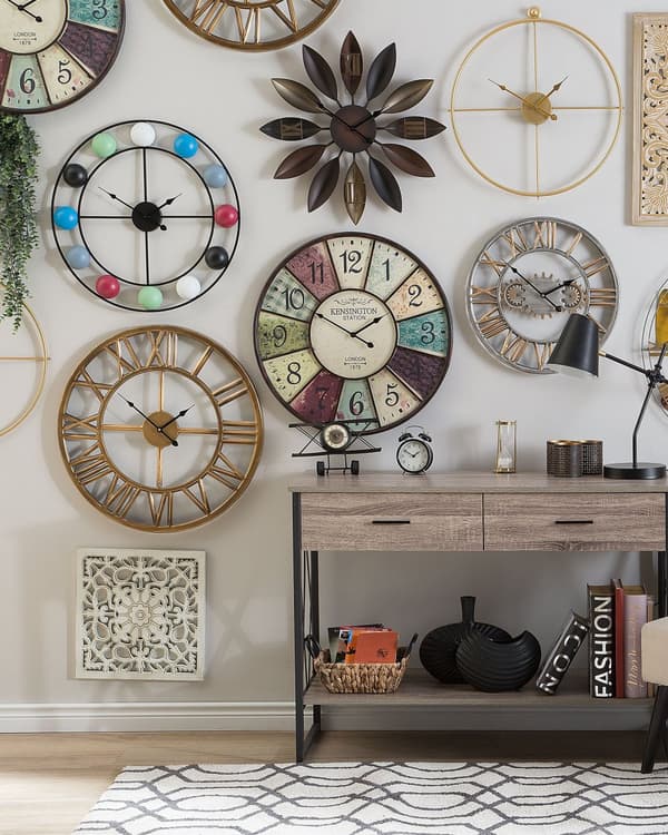 Veggklokke Sølv Jernramme Industriell Design 46 cm Romertall Rund