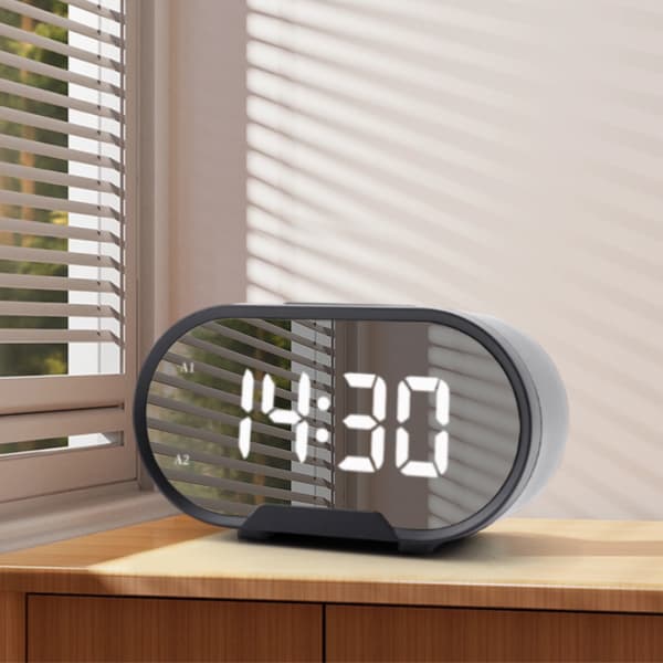 Digitalt vækkeur snooze funktion 12/24 display spejl overflade