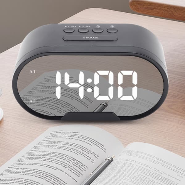 Digitalt vækkeur snooze funktion 12/24 display spejl overflade
