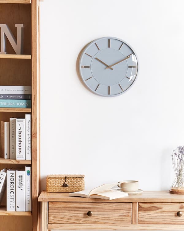 Vægur Grå og Kobber Aluminium og Glas ø 34 cm Retro Køkkenur Glam Design Uden Tal til Stuen Minimalistisk Skandinavisk Vægdekoration