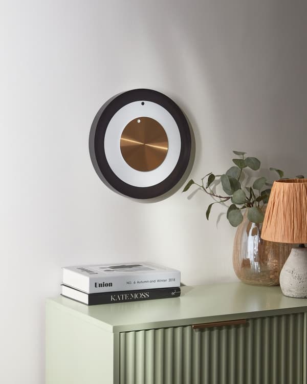 Vægur sort og hvidt stålmetal ⌀ 30 cm moderne minimalistisk design uden tal dekoration stue