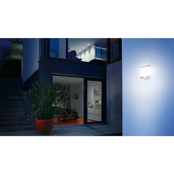 Steinel L20 S 566814 Utomhusväggbelysning med rörelsedetektor Lågenergilampa, LED E27 60 W Silver