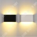 Miniatyrbild 4 av 4: TD® Biscuit Corner Wall Light