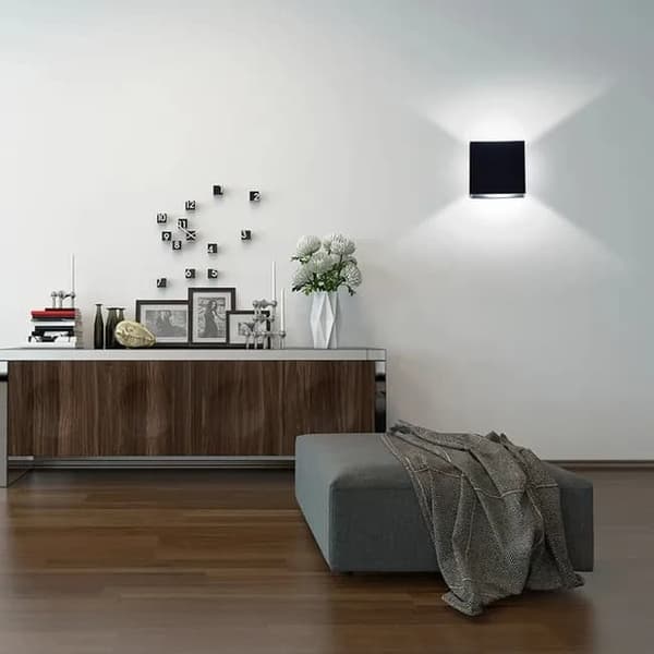 Bomclap moderni neliönmuotoinen seinävalaisin, irrotettava LED-valaistus, valkoinen valo, 10×10×5cm (musta kuori)