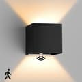 Miniatyrbild 1 av 6: Bomclap LED Kubväggarmatur med Rörelsedetektor, 12 W Varmvit, IP65 Vattentålig, Utomhusvägglampa