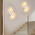 Miniatyrbild 4 av 8: Bomclap 2-pack Spiral LED Vägglampor i Aluminium, 3 Färgtemperaturer, Modern Dekor