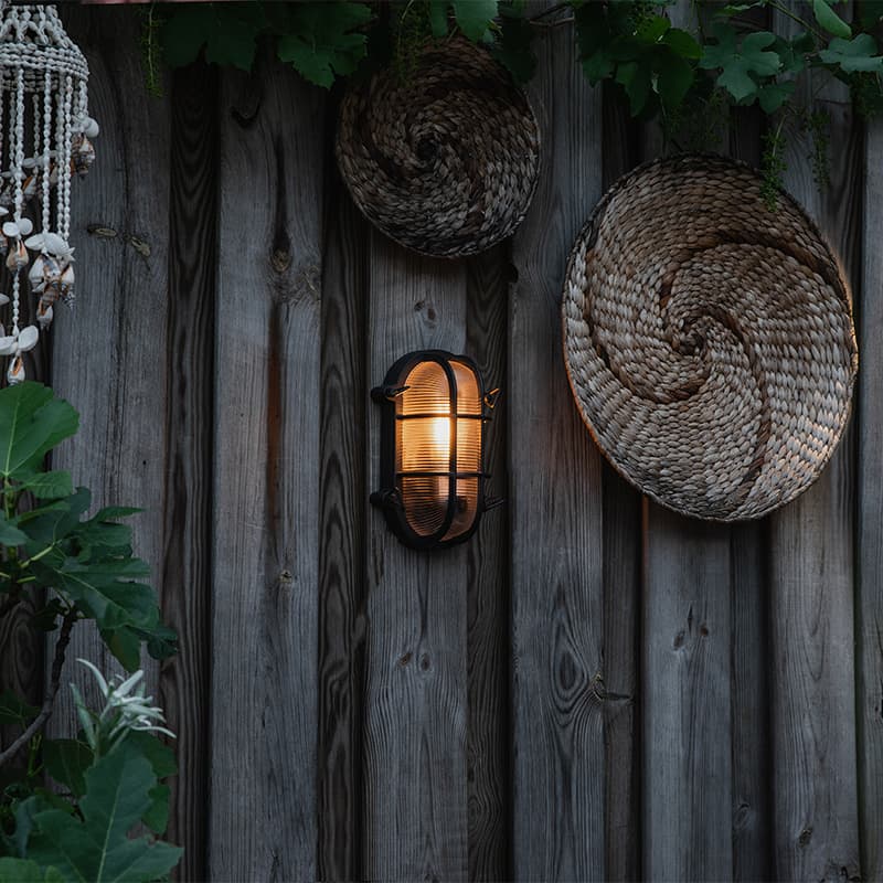 Industriell vägg- och taklampa svart oval IP44 - Noutica