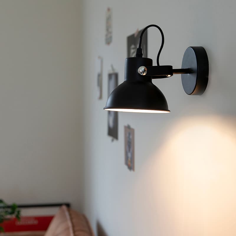 Industriell vägg- och taklampa svart tiltbar - Guida