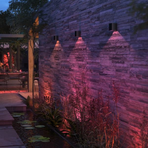 Philips Hue Resonate nedovervendt vegglampe hvit og Colour Ambiance svart
