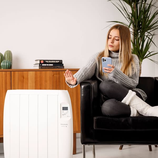 Taurus El-radiator WIFI Malbork Connect 900