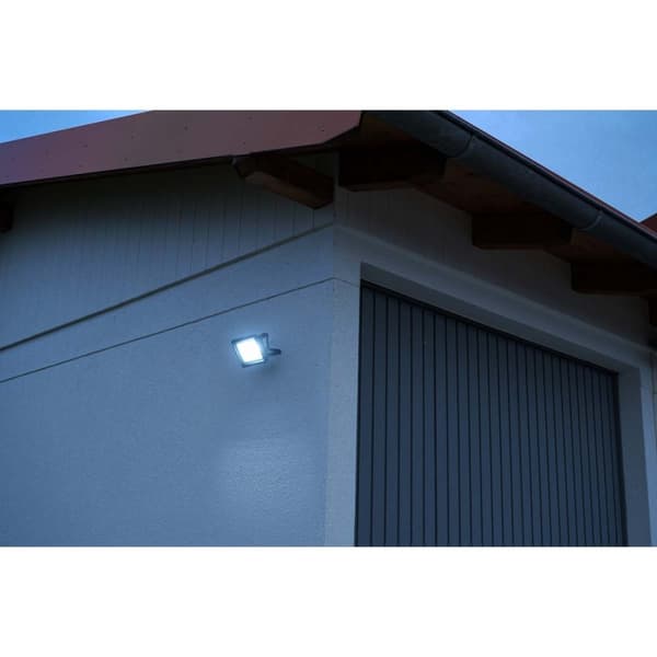 brennenstuhl LED-kohdevalo JARO 4060 / LED-valonheitin 30W ulkokäyttöön (LED-ulkovalo seinäasennukseen, 3450lm, valmistettu korkealaatuisesta alumiini