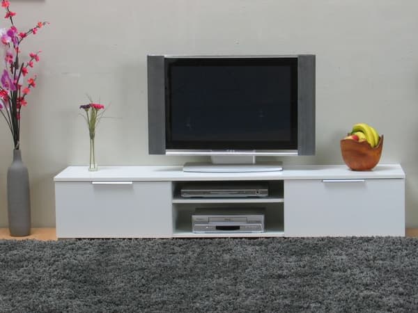 Bergamo TV möbel med 2 lådor och 2 hyllor bredd 172 cm, höjd 33 cm vit hög glans.