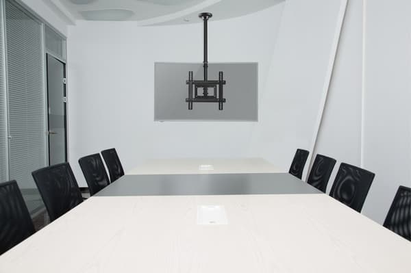 Gembird CM-70ST-01 Takfäste för TV i full rörelse, 32" - 70", 50 kg