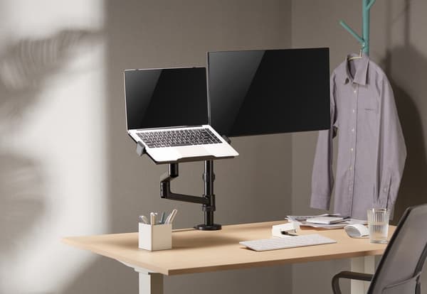 Gembird MA-DA-04 Justerbar bordholder med monitorarm og notebookbakke, 17"-32", op til 8 kg