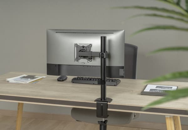 Gembird MA-D1-03 Pöytään kiinnitettävä yhden näytön varsi, 17"-32", 9kg