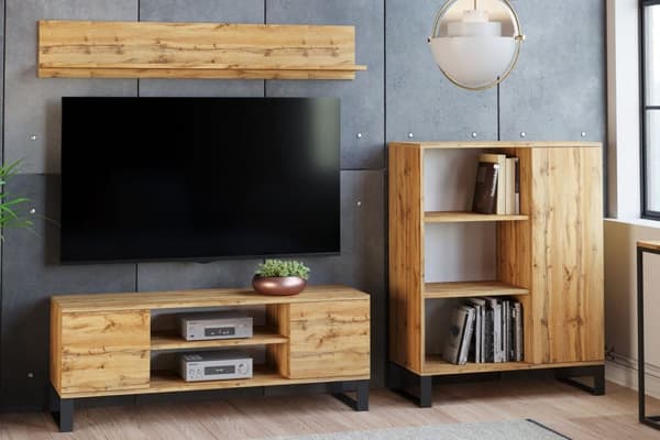 RTV-skåp 135 cm loft ek hantverk guld