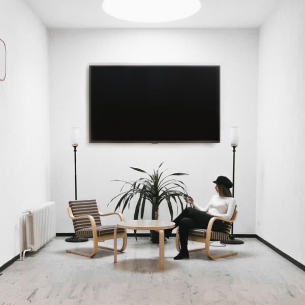TV-fäste TooQ LP1090F-B 43"