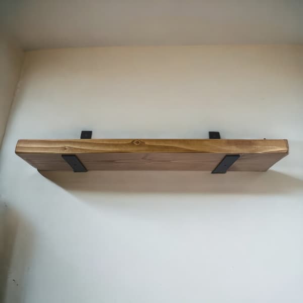 Sæt Træhylde Medium Eg 220mm x 140cm Beslag 2L 220mm Mat Sort