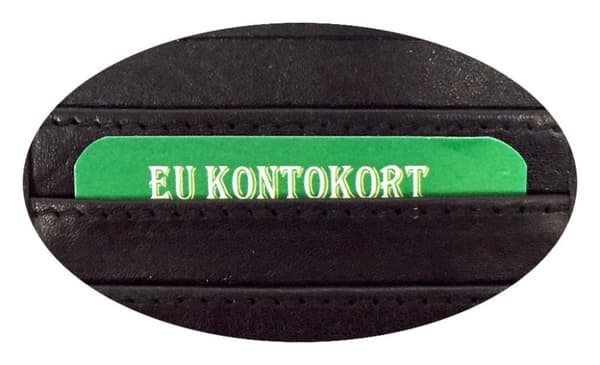 Rymlig plånbok för herr i skinn med 19 fack, varav 12 kortfack, svart