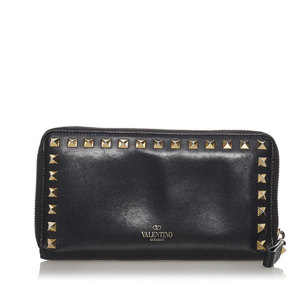Pre-owned Valentino Rockstud Zip Around Leather Long Wallet Black