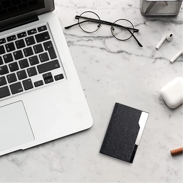 INF PU Magnetic Slim Business-navnekortholder Sort