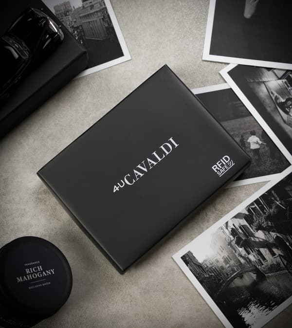Velká, kožená pánská peněženka se systémem RFID Protect - Cavaldi