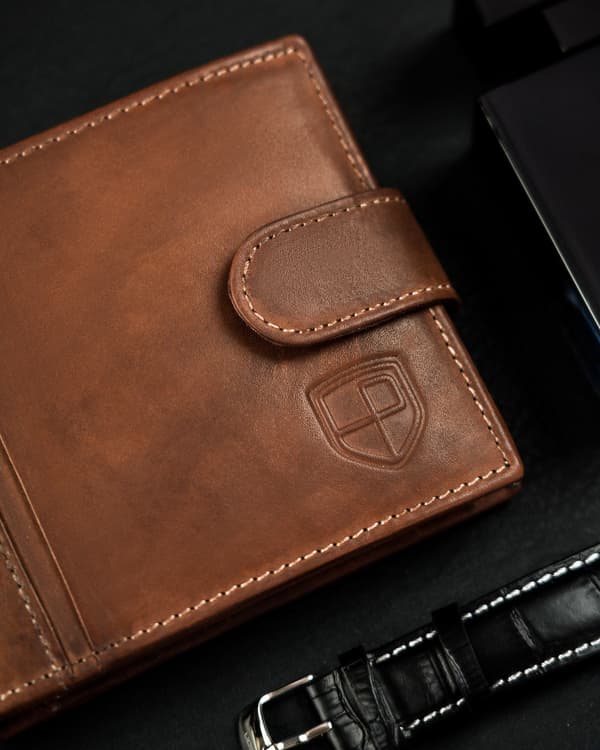 Pánská kožená peněženka na karty s ochranou RFID Protect - Peterson