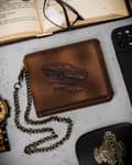 Miniatyrbillede 2 af 8: Stor herre pung i læder med kæde