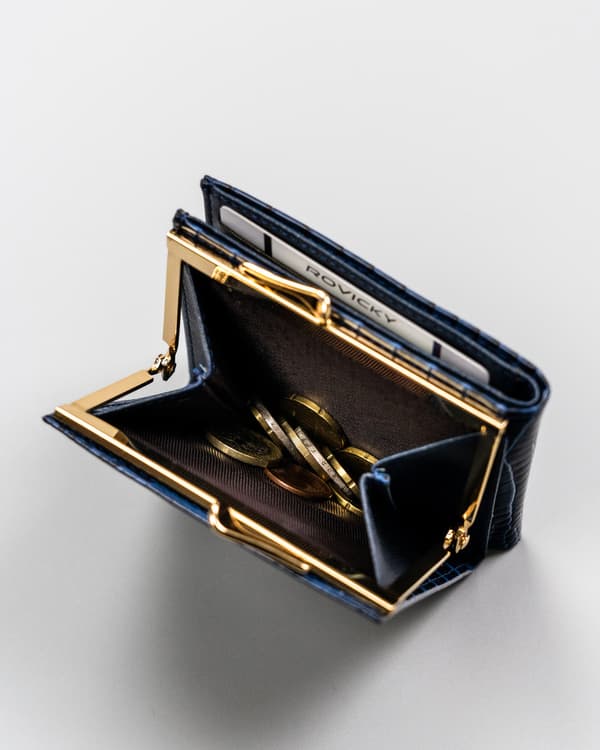 Elegant, lille damepung med lås og trykknapper - Milano Design