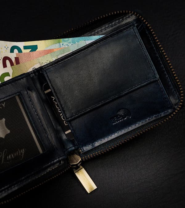 Kožená hranatá pánská peněženka se zipem v retro stylu, RFID - Always Wild
