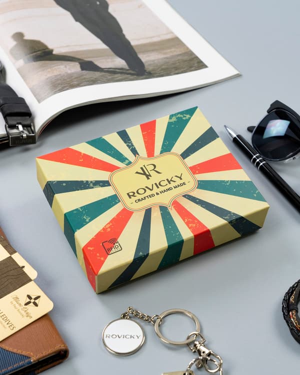 Velká peněženka v retro stylu se dvěma kapsičkami na mince - Rovicky