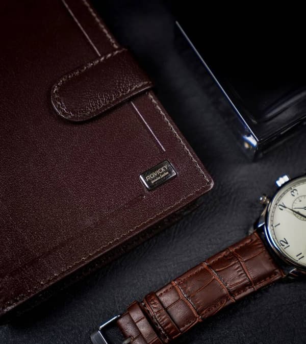 Elegantní pánská peněženka z přírodní kůže - Rovicky