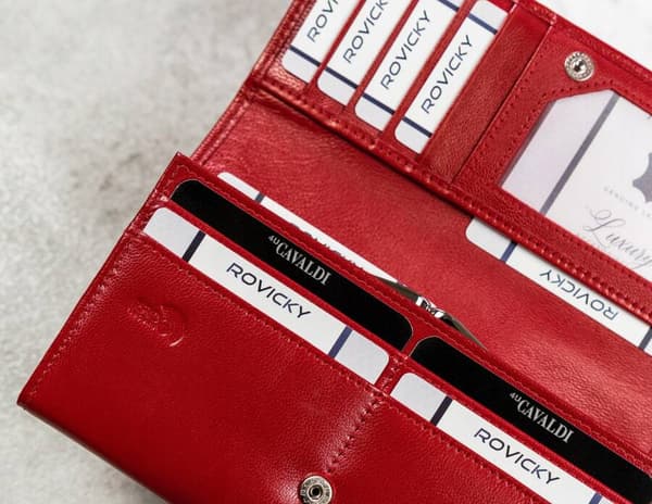 Prostorná, horizontální dámská peněženka z přírodní kůže s RFID systémem - Cavaldi