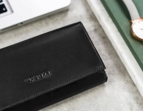 Kožená dámská peněženka se zapínáním na systém RFID - Cavaldi