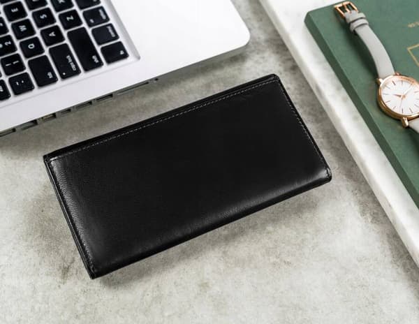 Kožená dámská peněženka se zapínáním na systém RFID - Cavaldi