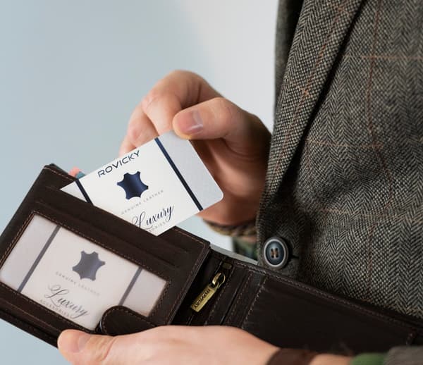Elegant pung til mænd med anti-skimming membran - Rovicky