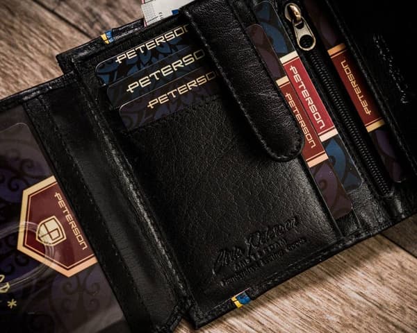 Pánská kožená peněženka ve vertikální orientaci s RFID systémem - Peterson