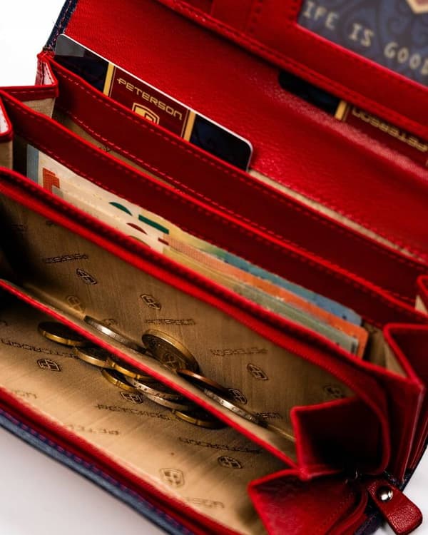 Prostorná, kožená dámská peněženka na patentku a zip - Peterson