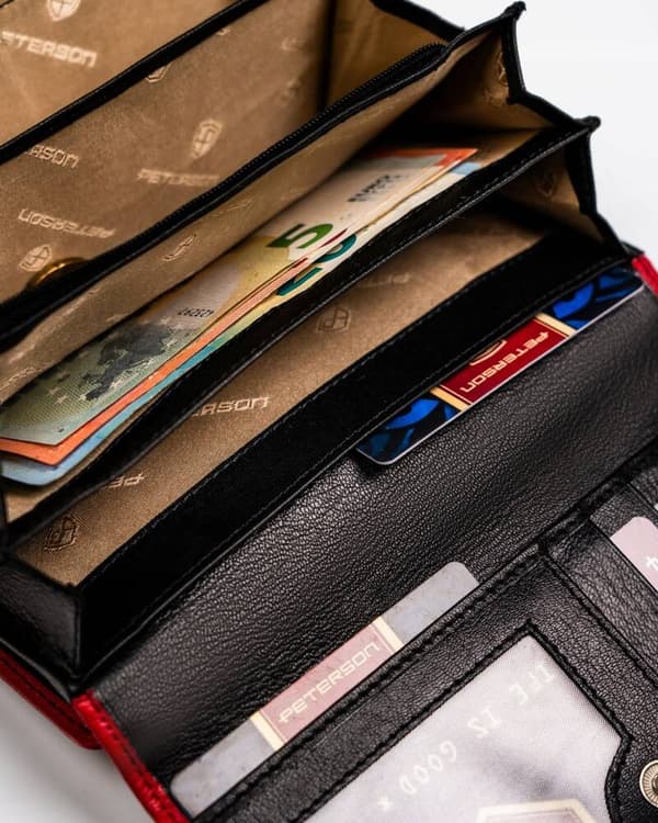 Prostorná, kožená dámská peněženka na patentku a zip - Peterson